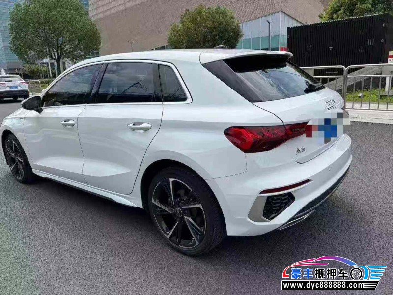 23年奥迪A3轿车抵押车出售