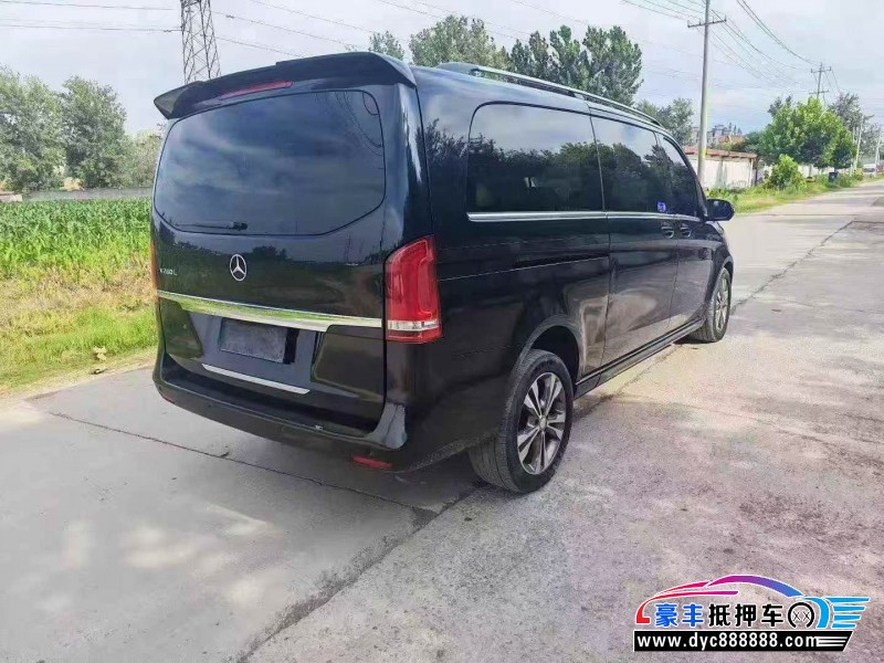 17年奔驰V轿车抵押车出售