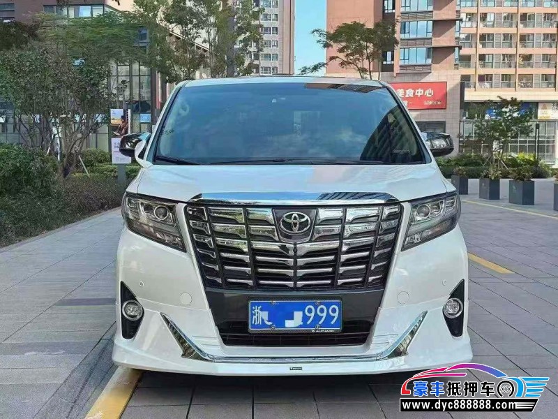 抵押车出售18年丰田埃尔法轿车