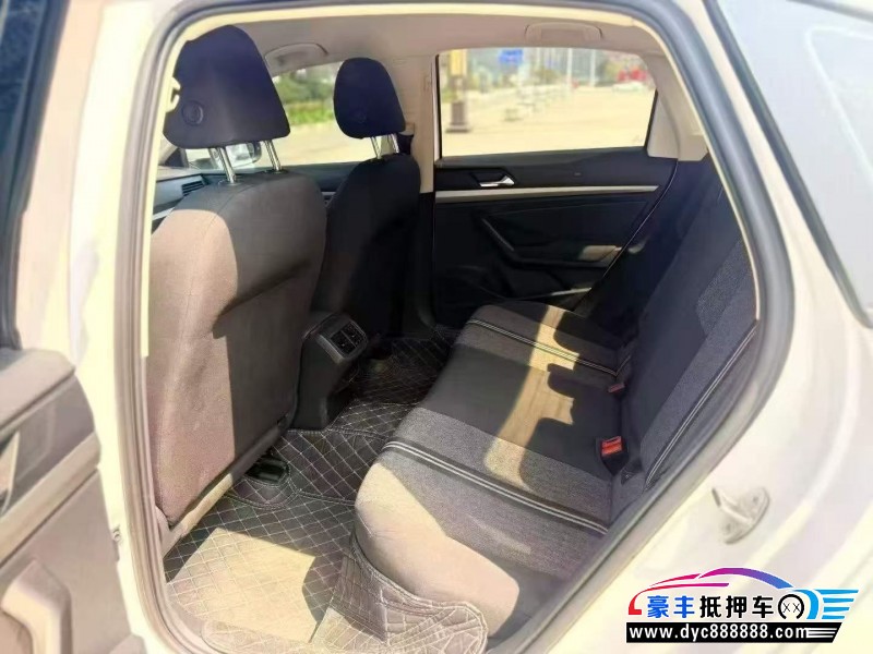 21年大众朗逸轿车抵押车出售