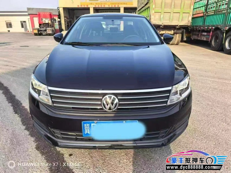 抵押车出售21年大众朗逸轿车