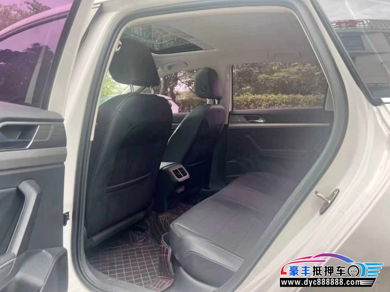 20年大众朗逸轿车抵押车出售