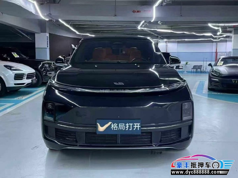 23年理想L8轿车抵押车出售