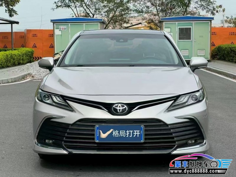 抵押车出售22年丰田凯美瑞轿车