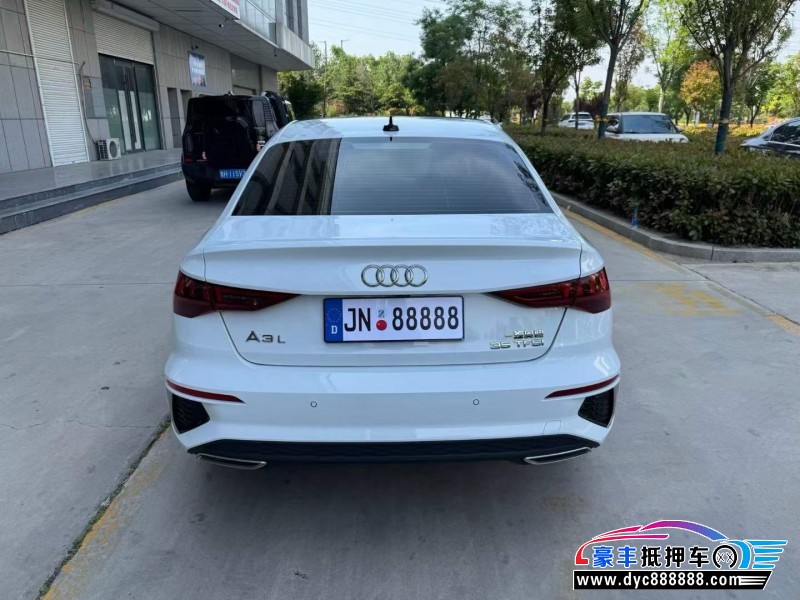 22年奥迪A3轿车抵押车出售