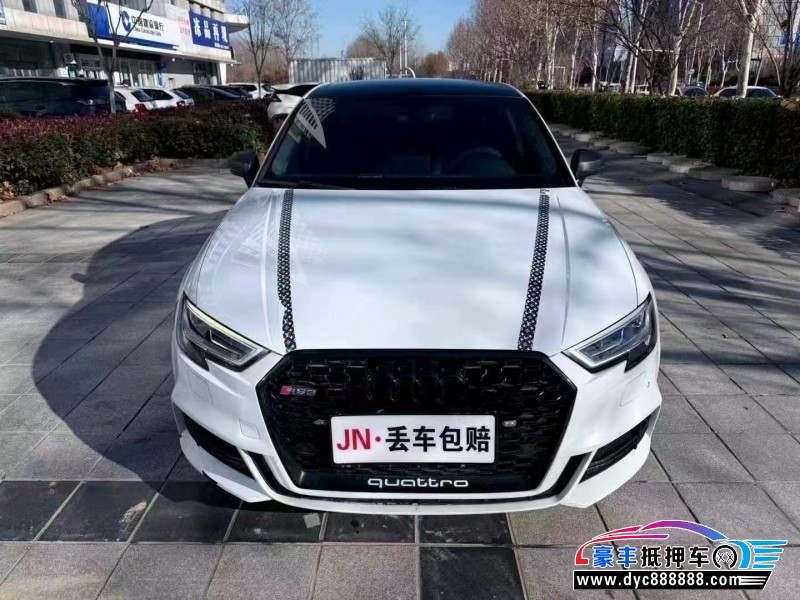 抵押车出售19年奥迪A3轿车