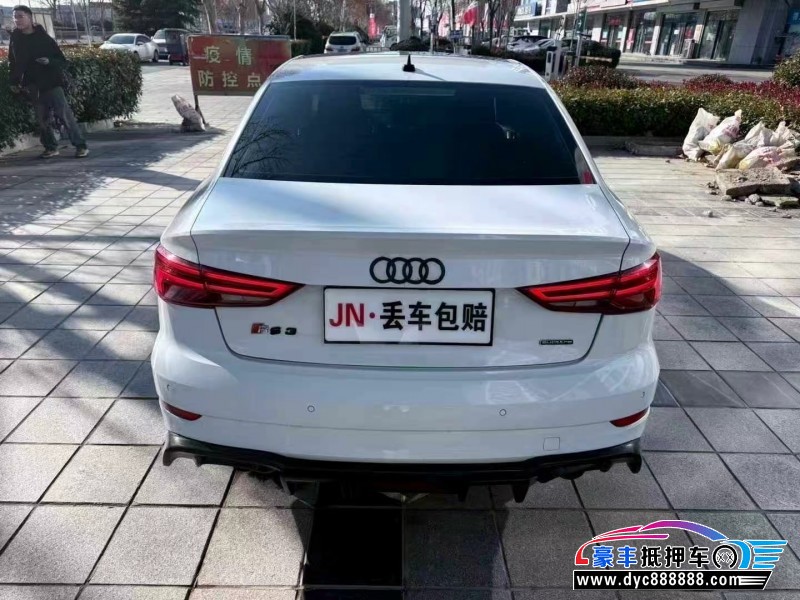 19年奥迪A3轿车抵押车出售