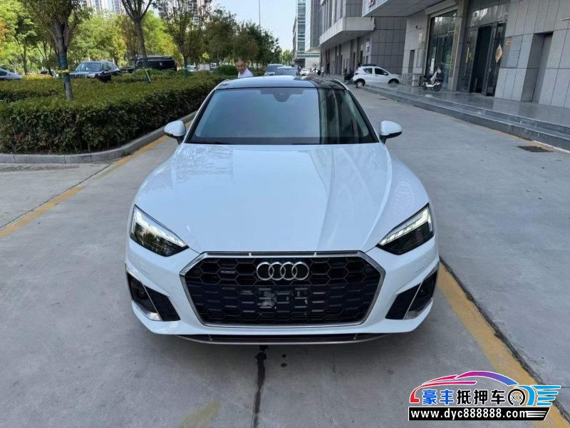 抵押车出售23年奥迪A5轿车