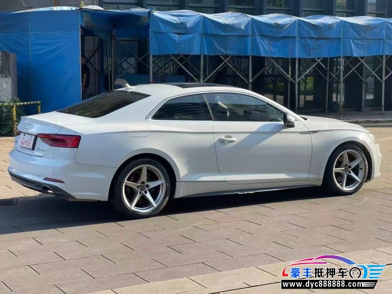 18年奥迪A5轿车抵押车出售