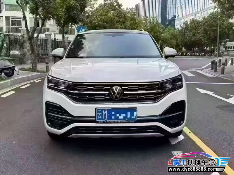 抵押车出售22年大众探岳轿车