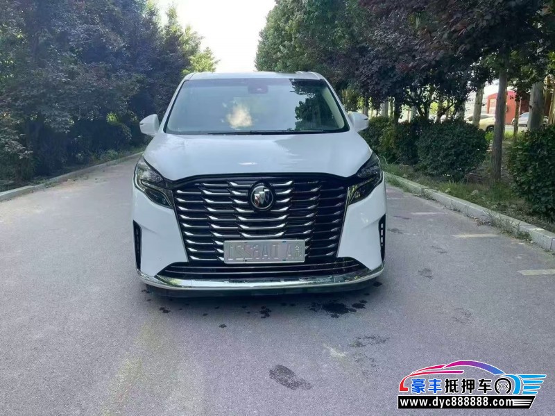 抵押车出售23年别克GL8轿车