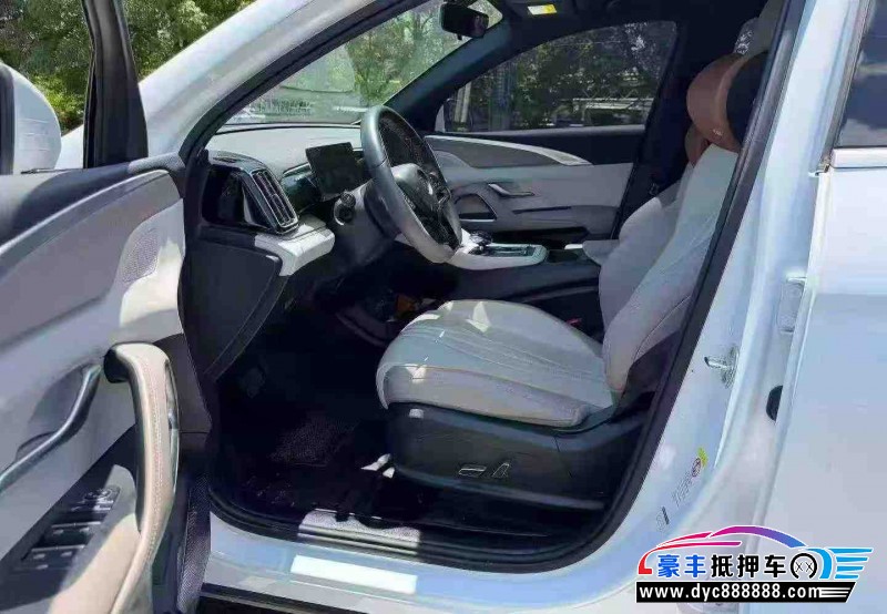 24年比亚迪宋轿车抵押车出售