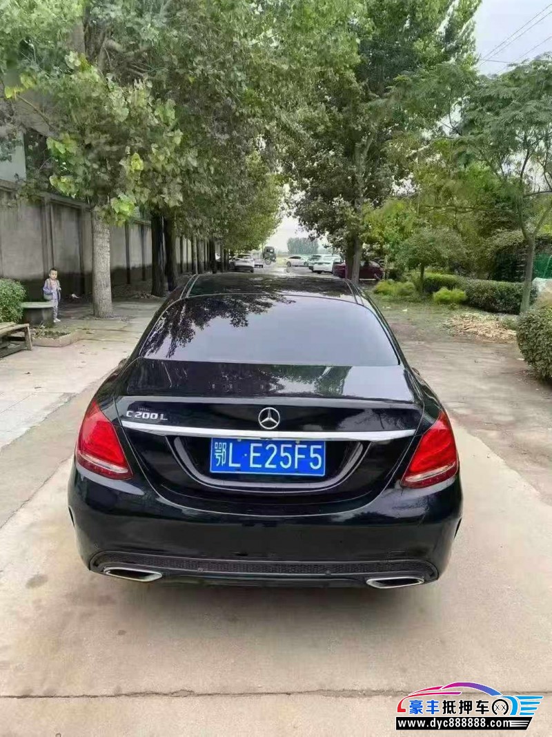 17年奔驰C轿车抵押车出售