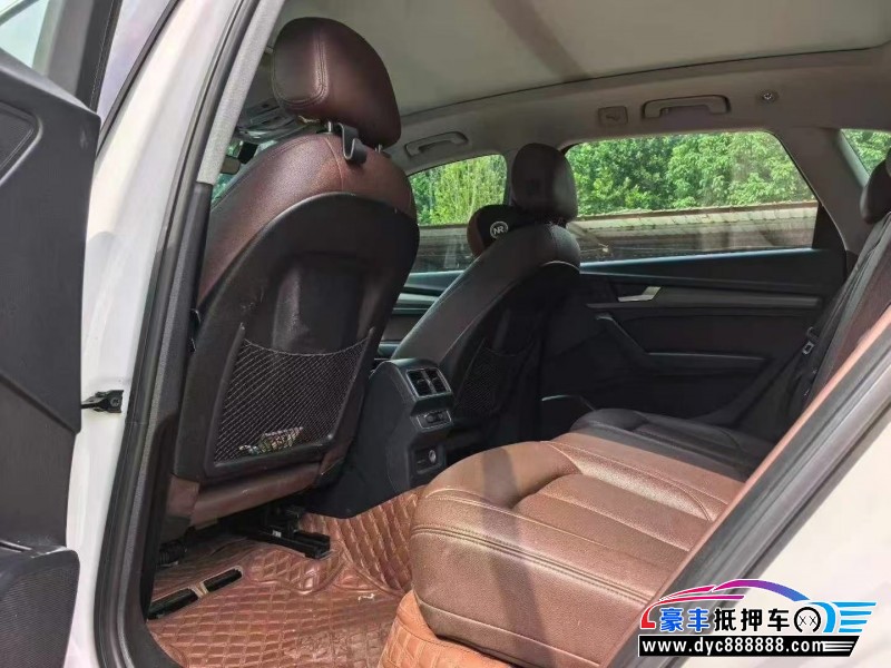 20年奥迪Q5轿车抵押车出售