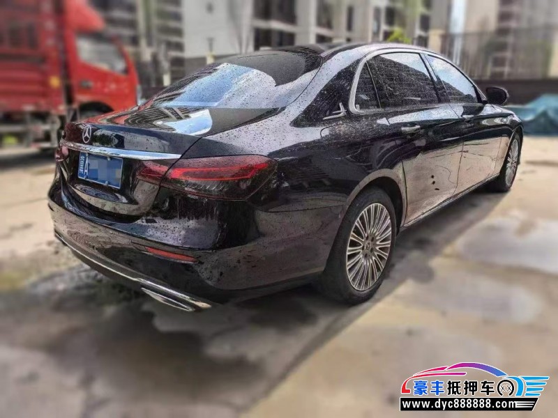 21年奔驰E轿车抵押车出售