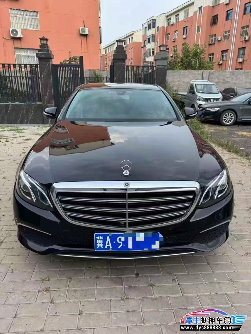 18年奔驰E轿车抵押车出售