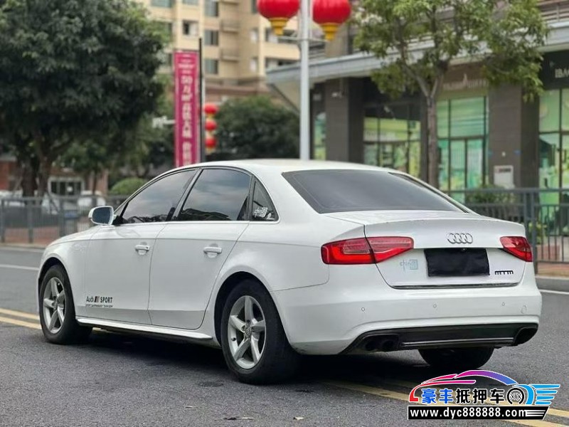 14年奥迪A4L轿车抵押车出售