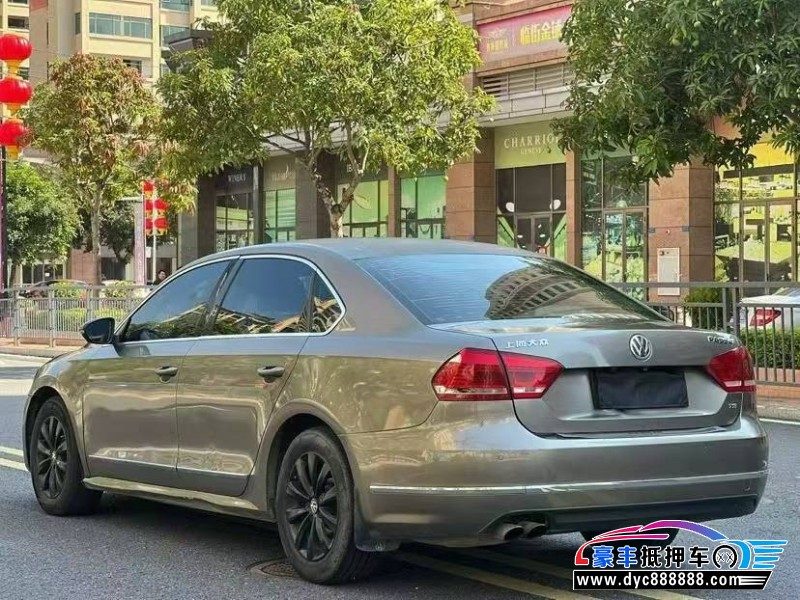 13年大众帕萨特轿车抵押车出售