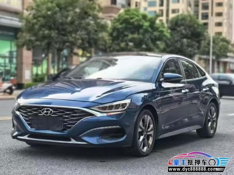 20年现代菲斯塔轿车抵押车出售