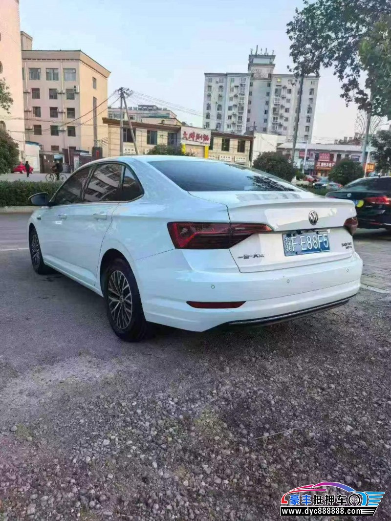 20年大众速腾轿车抵押车出售