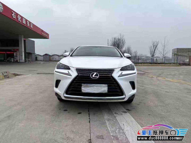 抵押车出售18年雷克萨斯NX轿车