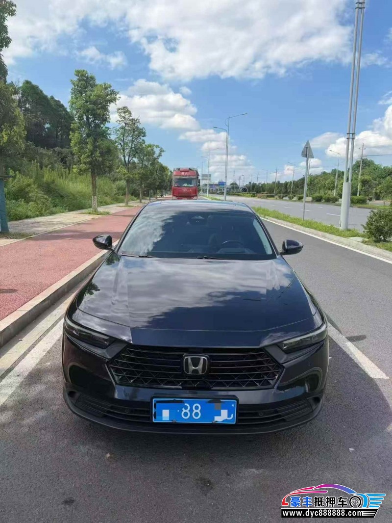 抵押车出售24年本田雅阁轿车