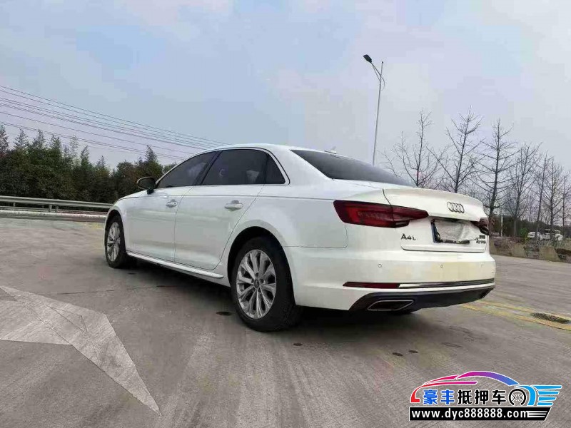 20年奥迪A4L轿车抵押车出售