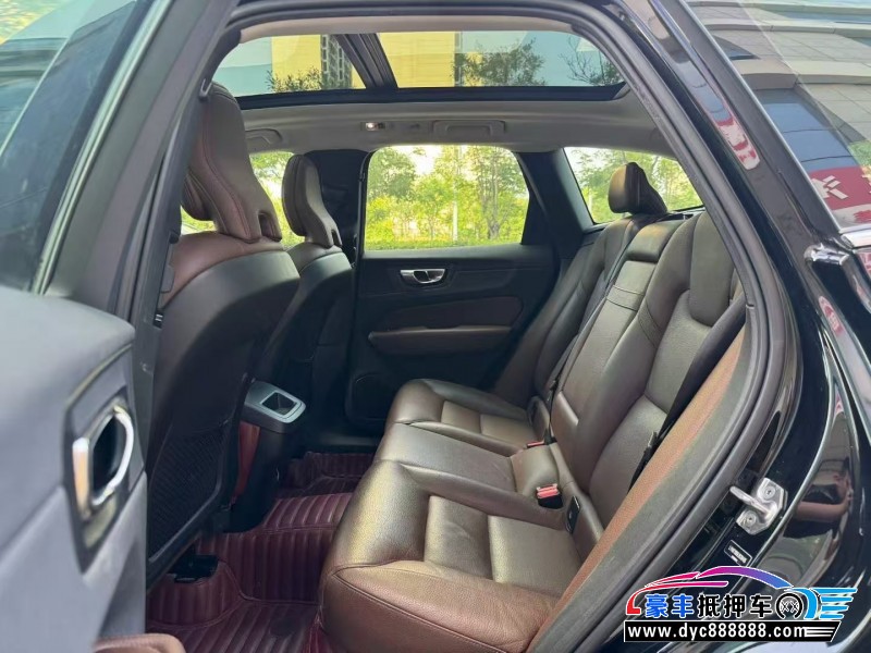 20年沃尔沃XC60轿车抵押车出售