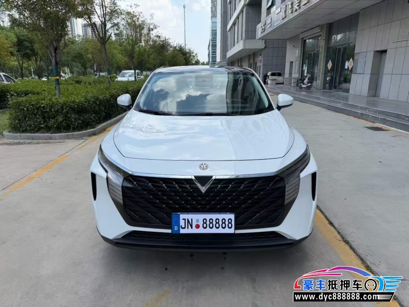 22年启辰大V轿车抵押车出售