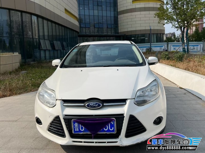 抵押车出售14年福特福克斯轿车