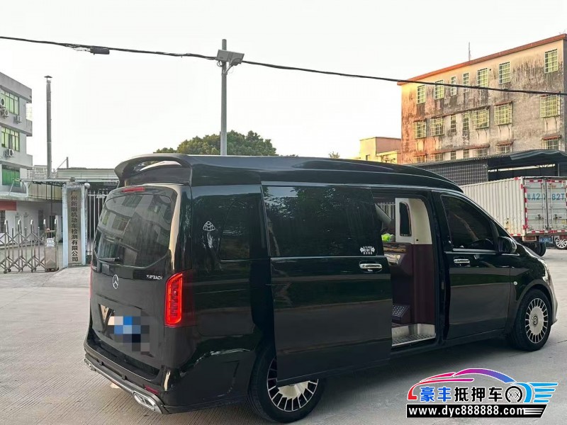 19年奔驰威霆轿车抵押车出售