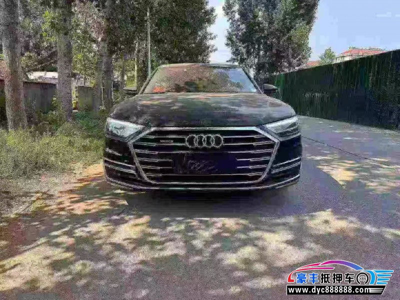 抵押车出售22年奥迪A8L轿车