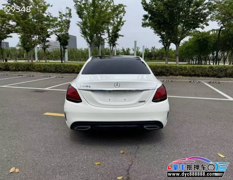 21年奔驰C轿车抵押车出售