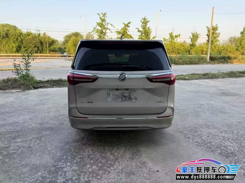 22年别克GL8轿车抵押车出售
