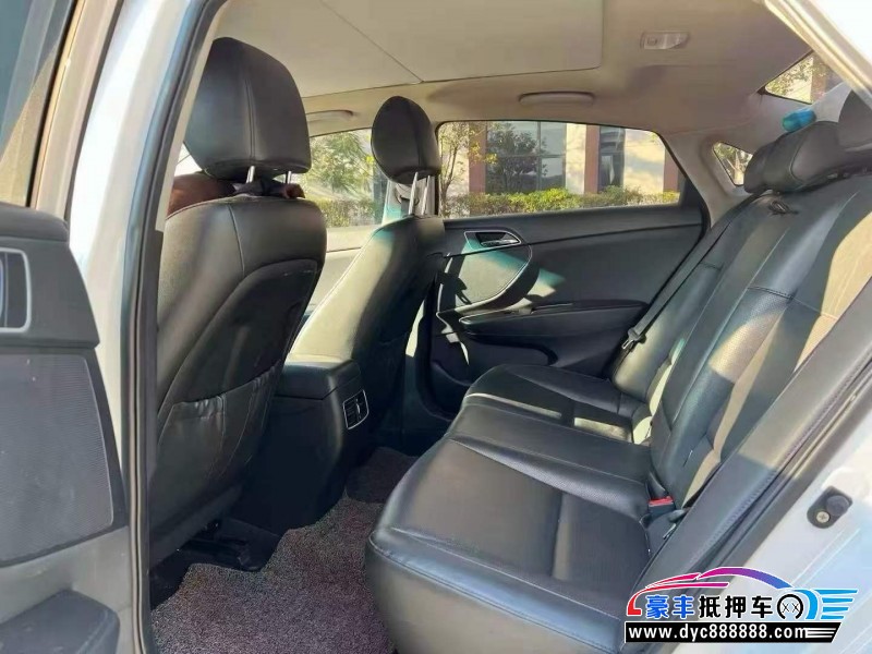 20年现代名图轿车抵押车出售