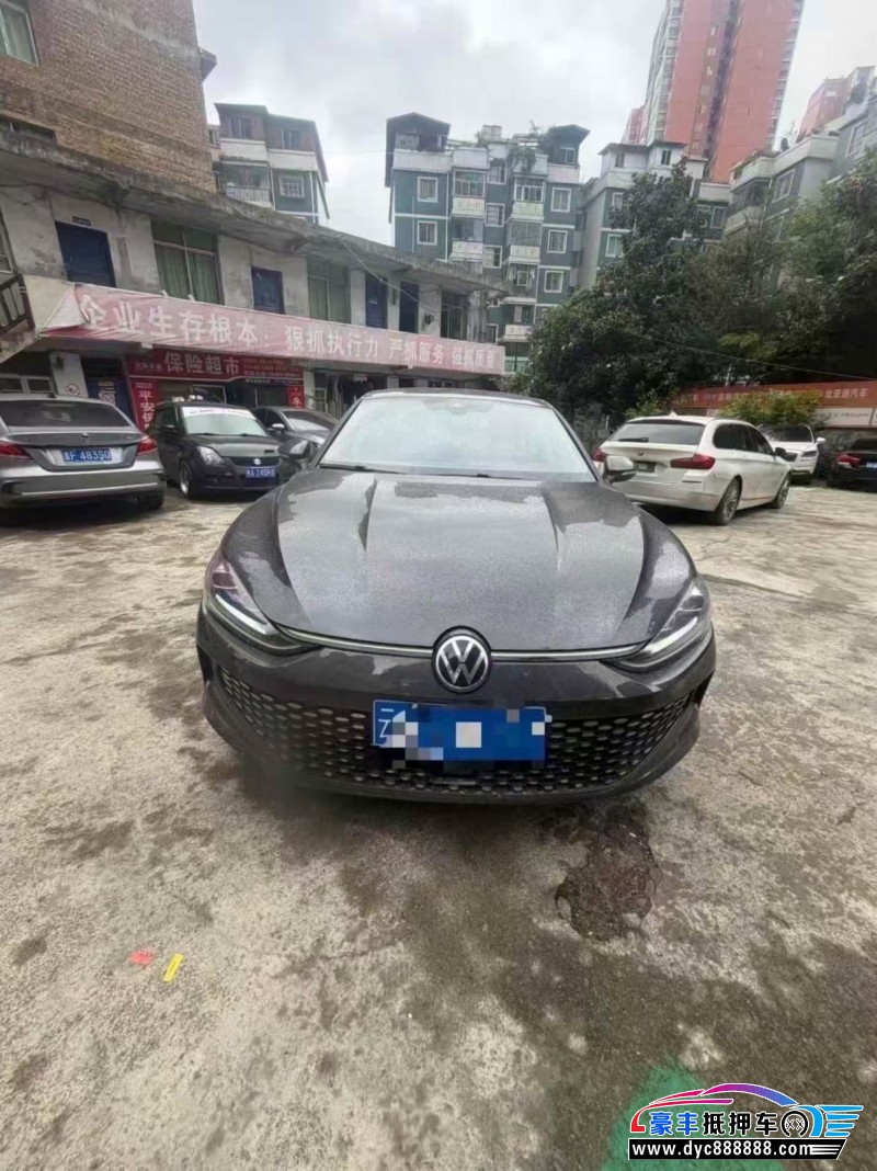 25年大众凌渡轿车抵押车出售