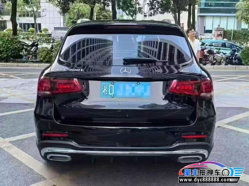 22年奔驰GLC轿车抵押车出售