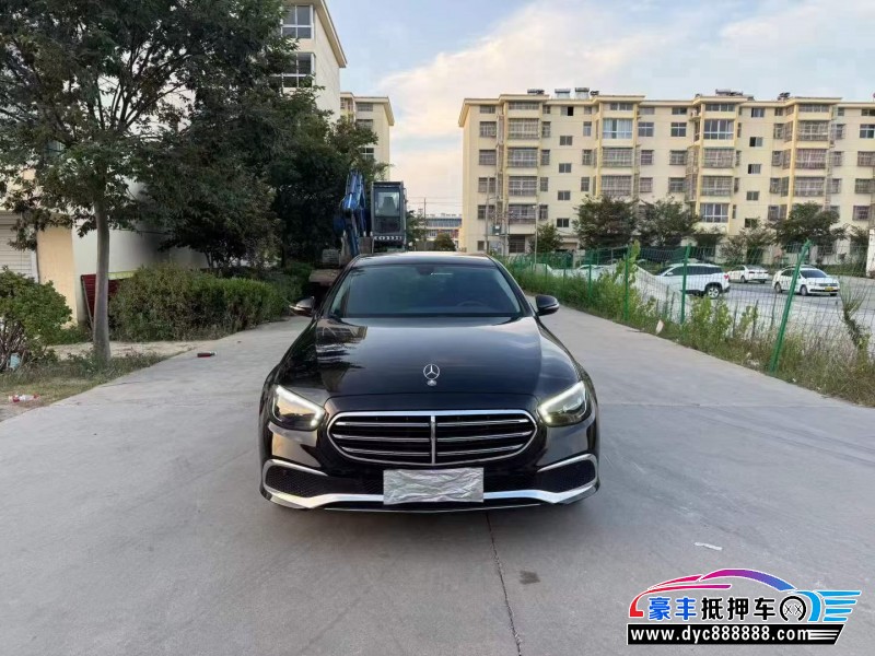 22年奔驰E轿车抵押车出售