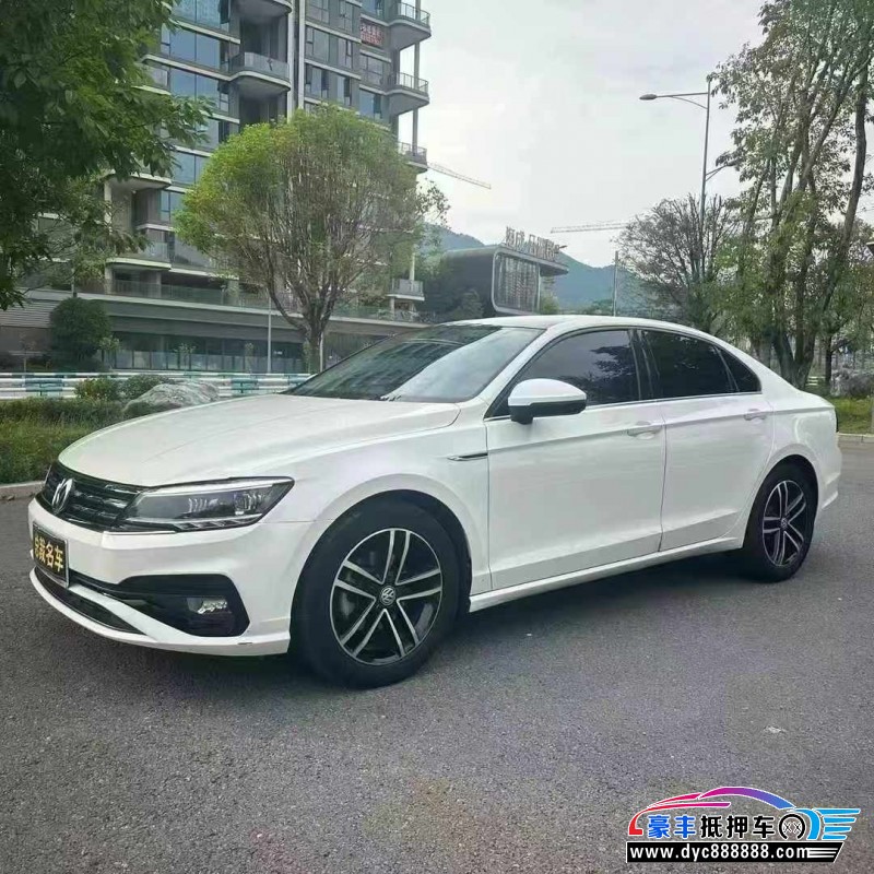 22年大众凌渡轿车抵押车出售