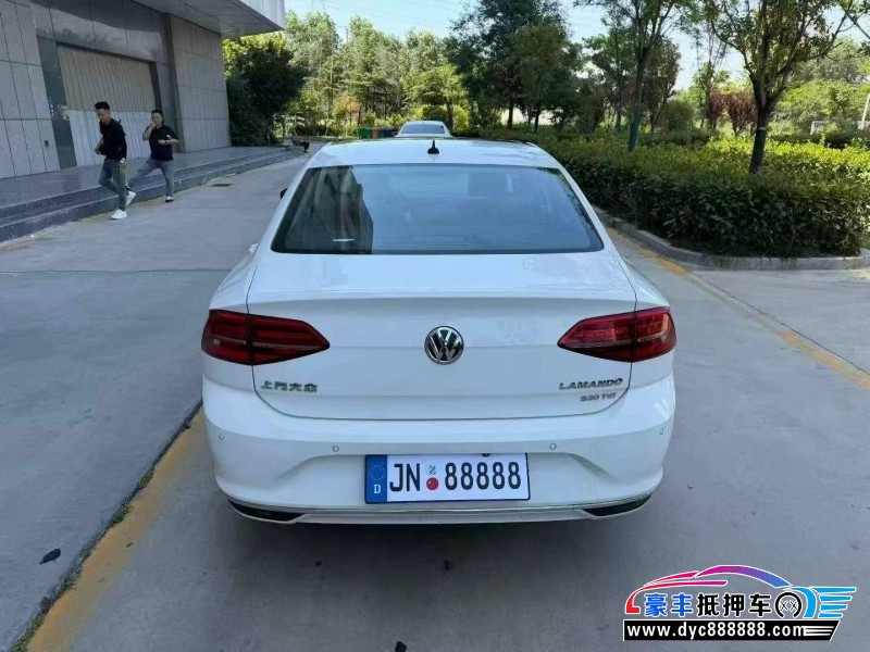 20年大众凌渡轿车抵押车出售