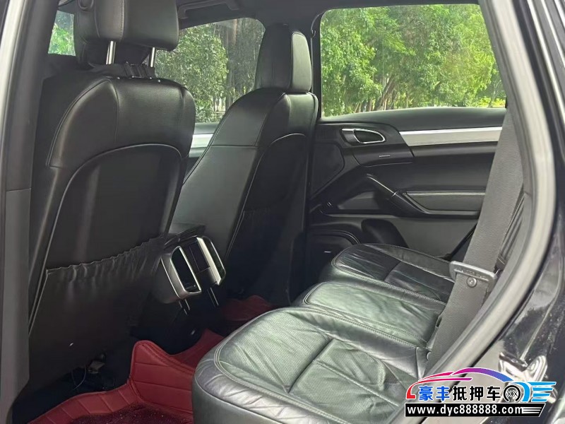 13年保时捷卡宴轿车抵押车出售