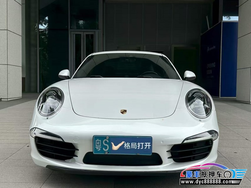 抵押车出售16年保时捷911轿车