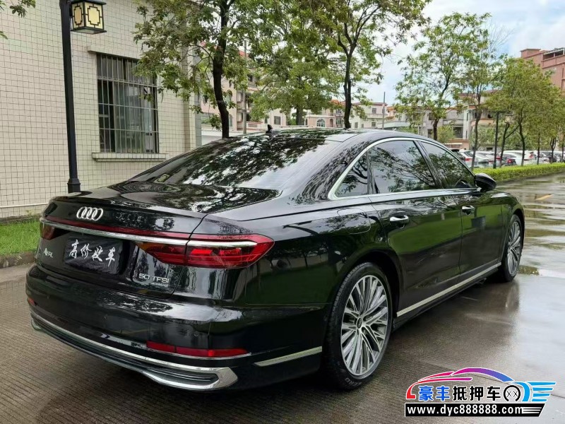 24年奥迪A8L轿车抵押车出售