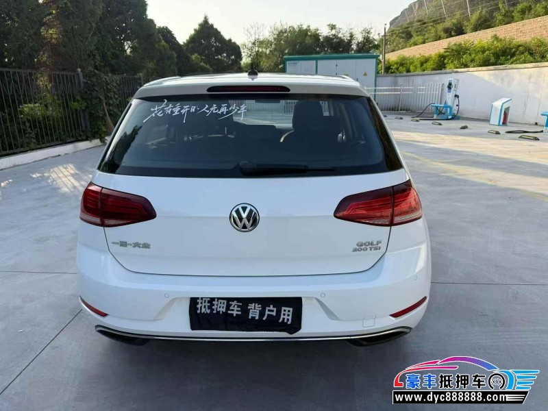 20年大众高尔夫轿车抵押车出售
