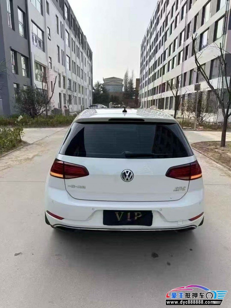 20年大众高尔夫轿车抵押车出售