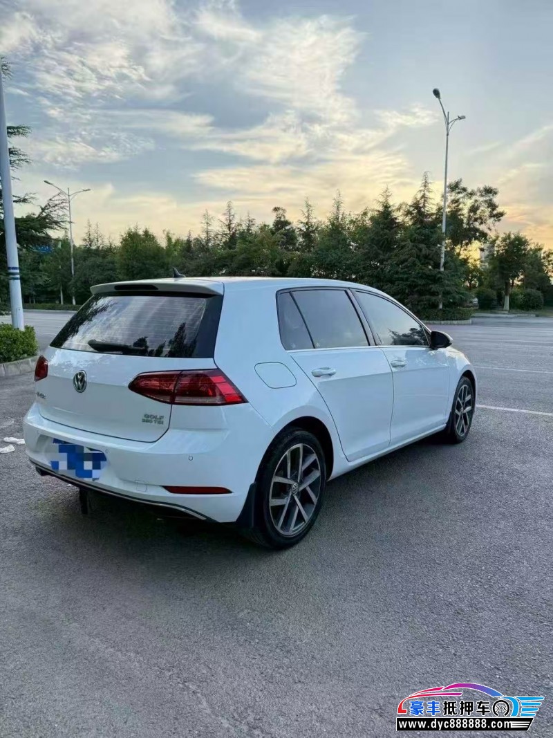 20年大众高尔夫轿车抵押车出售