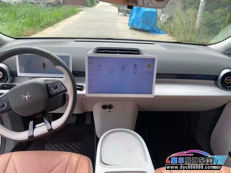 24年极狐考拉轿车抵押车出售