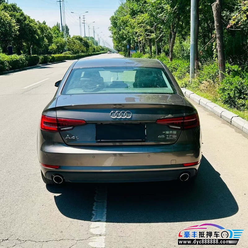 17年奥迪A4L轿车抵押车出售