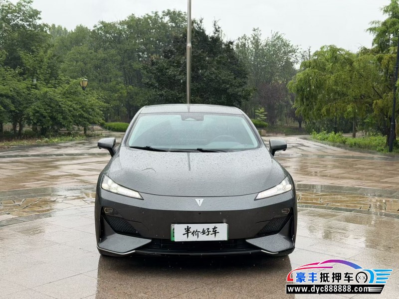 抵押车出售23年长安深蓝SL03轿车