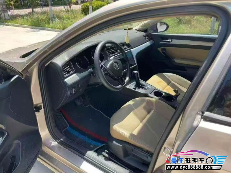 18年大众凌渡轿车抵押车出售